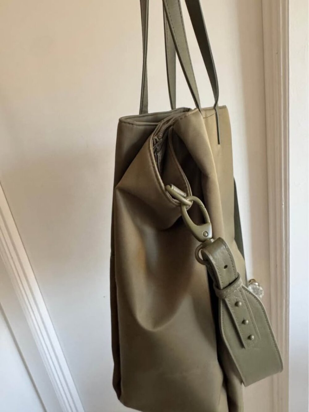 NWOT Béis Commuter Travel/Tote Purse - Picture 4 of 9